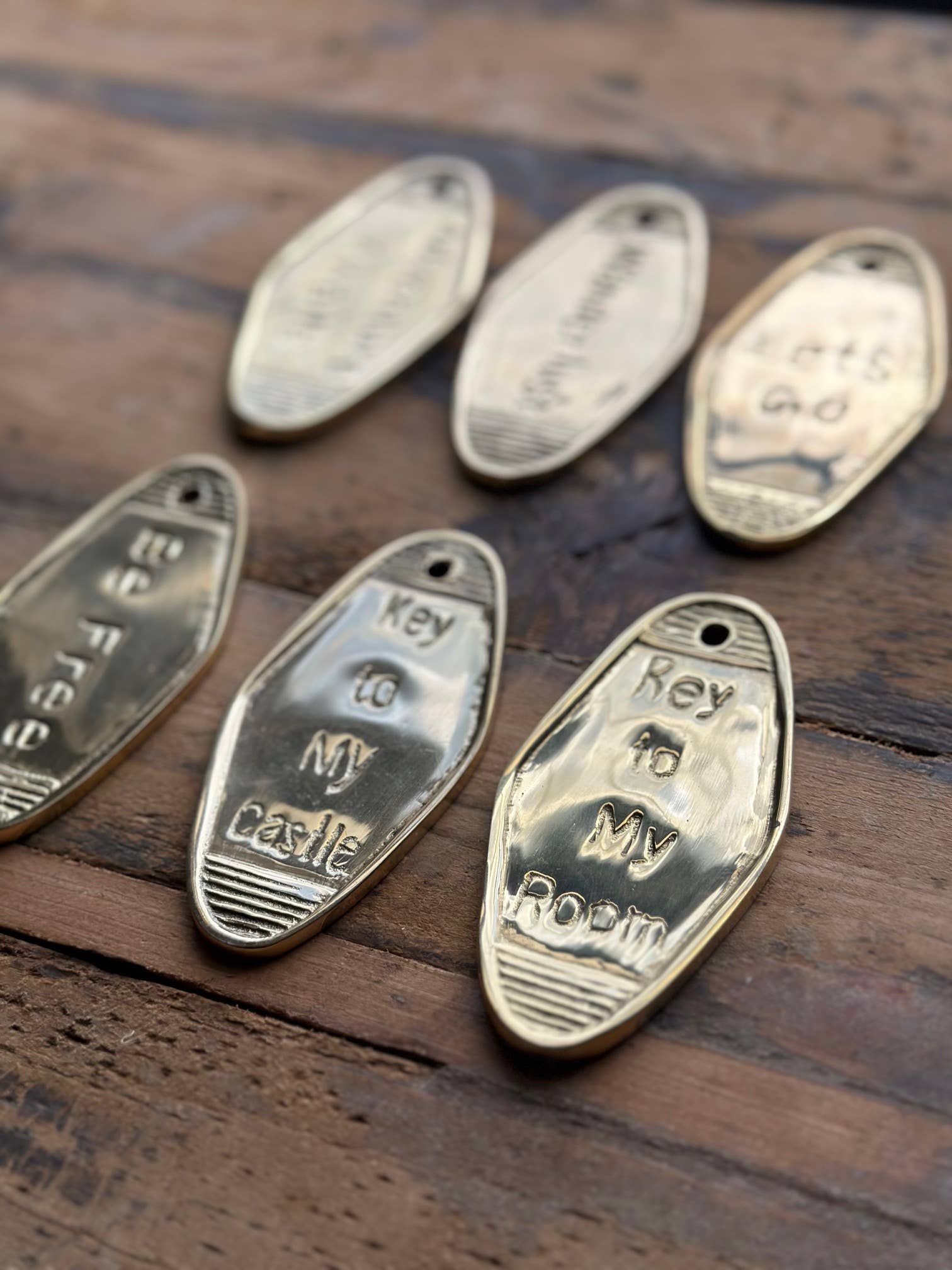 The Global Swap Shop - Wholesale Keychain - Unisex - Brass Keychains1