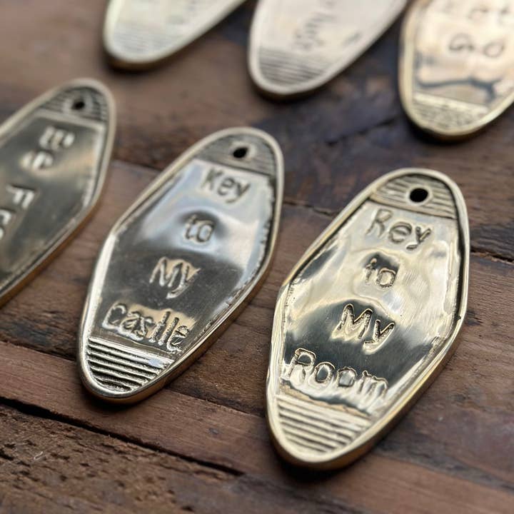 The Global Swap Shop - Wholesale Keychain - Unisex - Brass Keychains1