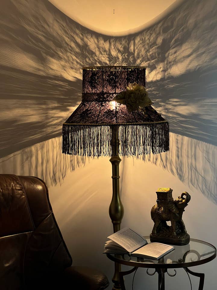 Opulent Black Victorian Lampshade 6101 for wholesale by DelightLamps
