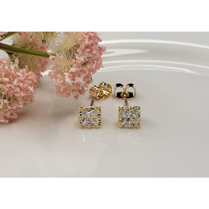 BETTYOH INC - Wholesale Stud/Post Earrings - Square Shape Post Earring