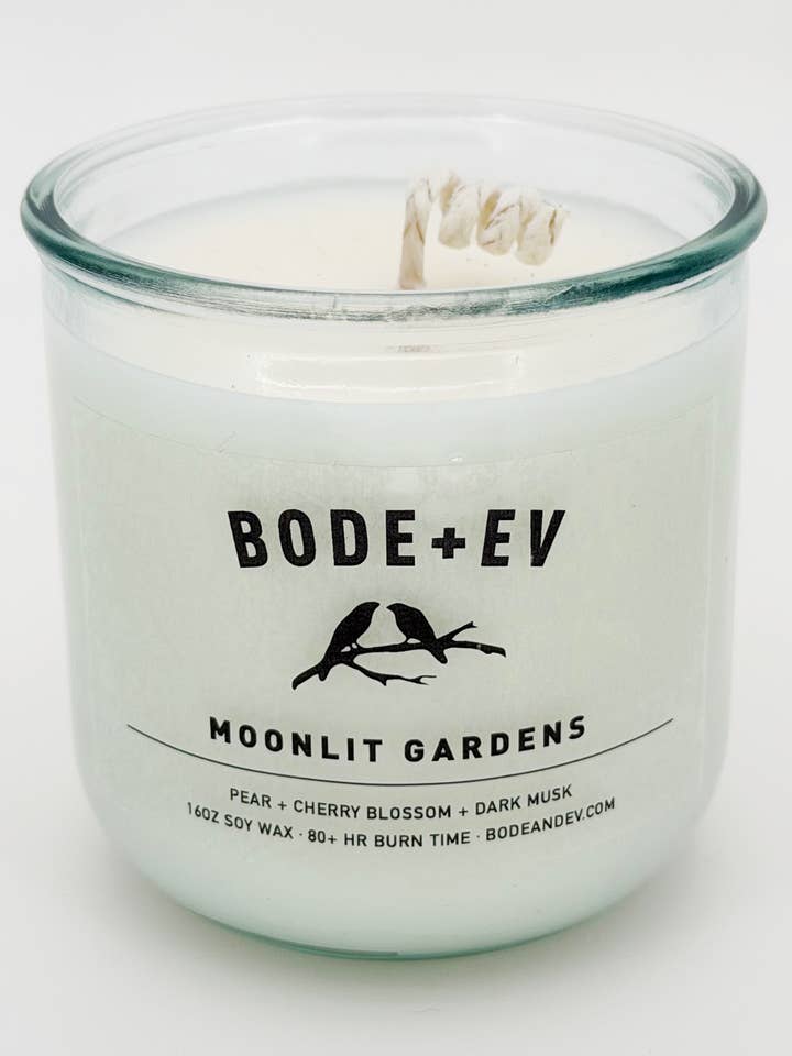 Jardins au Clair de Lune | Bougie de Soja aux Fleurs & Ambre + Vaporisateur d'Ambiance pour la vente par Bode+Ev