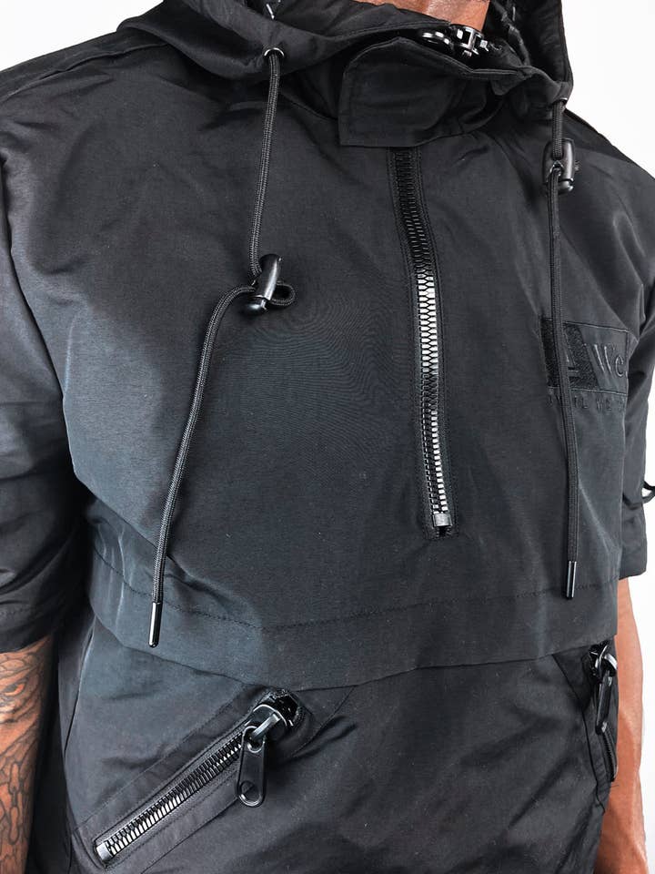 Grail - Venta al por mayor Chaqueta - Hombre - Chaqueta anorak negra impermeable GRAIL x We.Society para hombre6