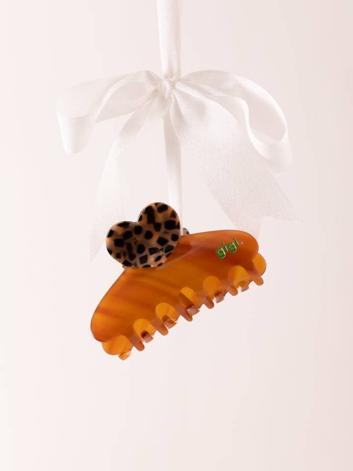 Coconut heart clip for wholesale by MY NAME IS GIGI PARIS