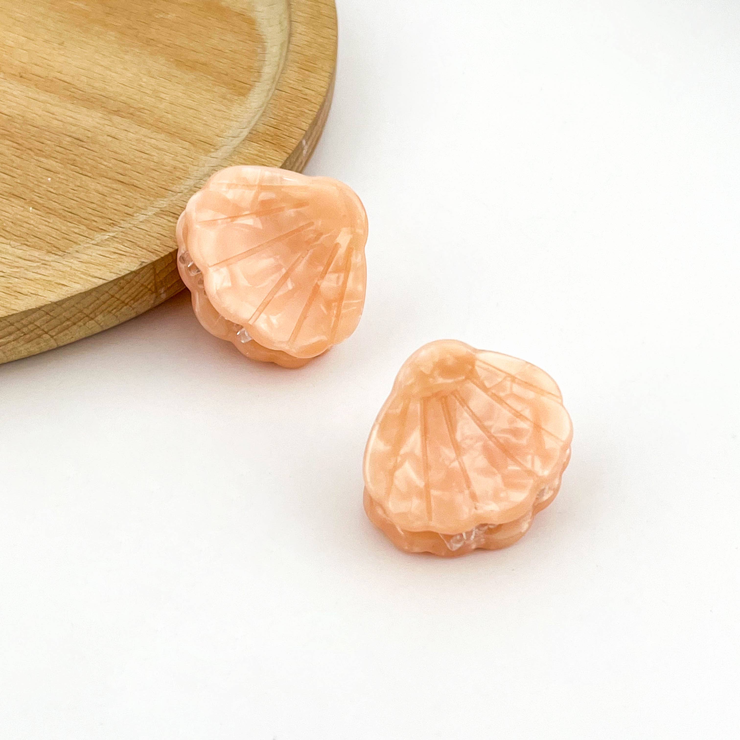 TheDivaSoap - Wholesale Hair Clip - Women's - Ocean Shell Mini Claw Clip, Beach-Inspired Hair Clip3