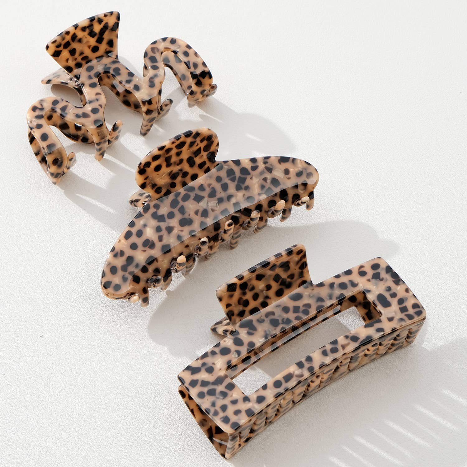 Wild Leopard Large - Assorted Claw Clips for wholesale on Faire1