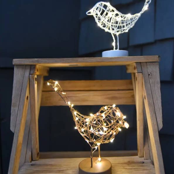 Lumina Of London AU - Wholesale Decorative tabletop object - Table Robin Light - Cute LED Ornament6