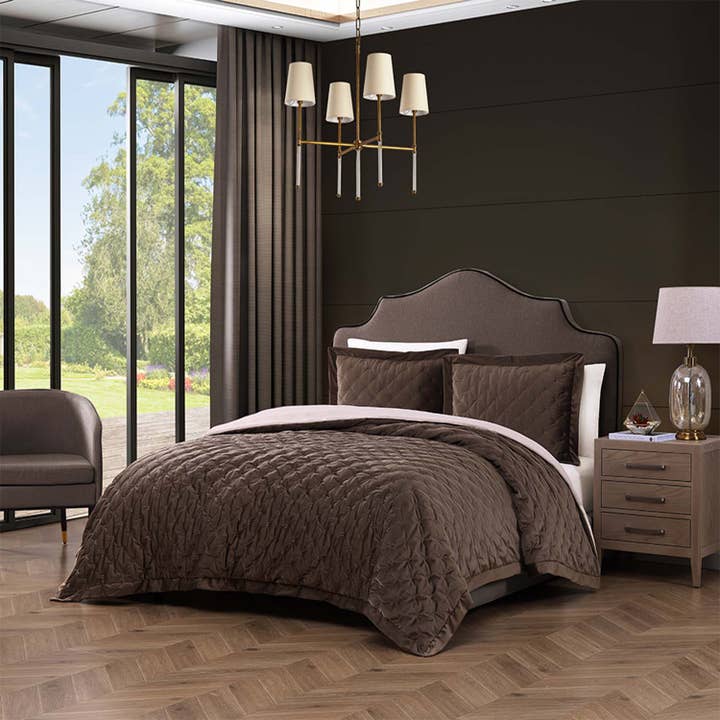 3 Piece Velvet Comforter Set and other Purchase Wholesale comforter sets king size. Free Returns & Net 60 Terms on Faire trending on Faire.