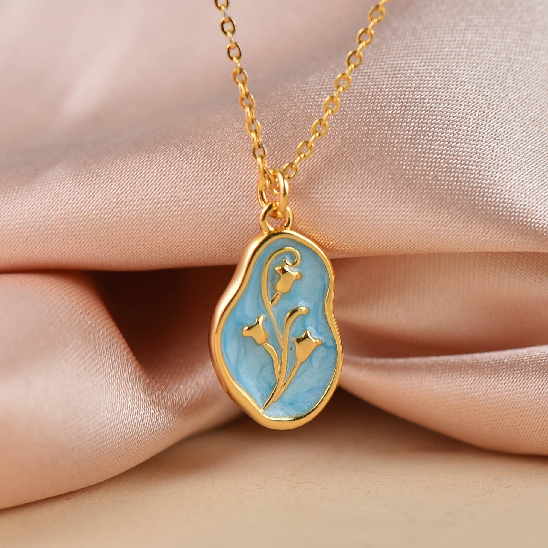 Jewel Pledge - Wholesale Individual Charm/Pendant - Gold Flower and Dainty Tulip Enamel Charms CPG2232