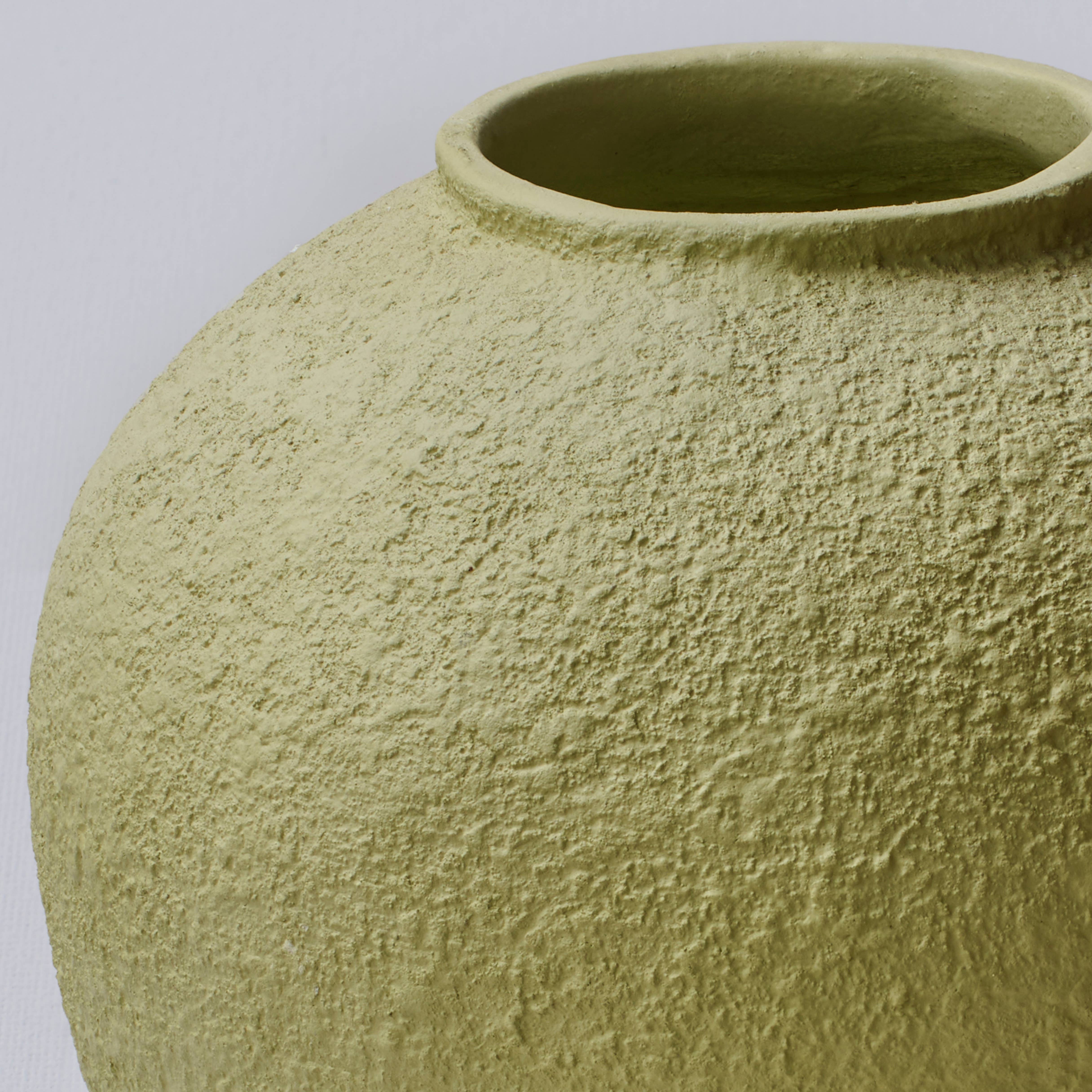 Atolia Designs – Großhandel Vasen – Gin strukturierte Pappmaché-Vase5