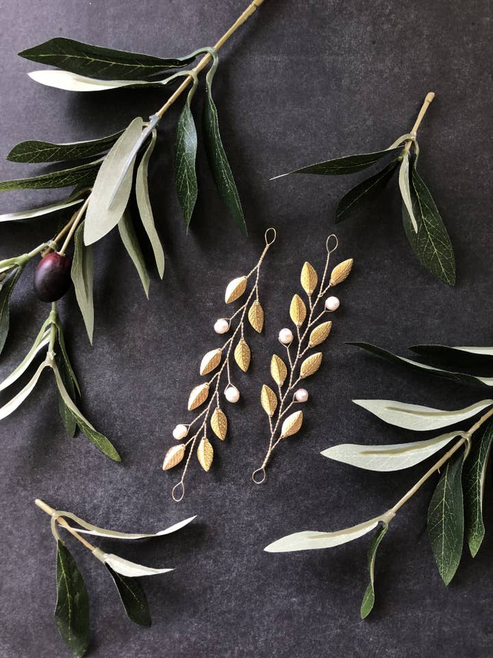 GULD & Pearl Medium Fläta Vinstockar | Casual Updo Håraccessoarer, Pearl Fläta Vinstockar för wholesale av Sweet Olive Hairpieces