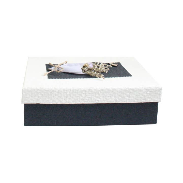 White Bouquet Gift Box - Single (Sizes Available) for wholesale by Emartbuy