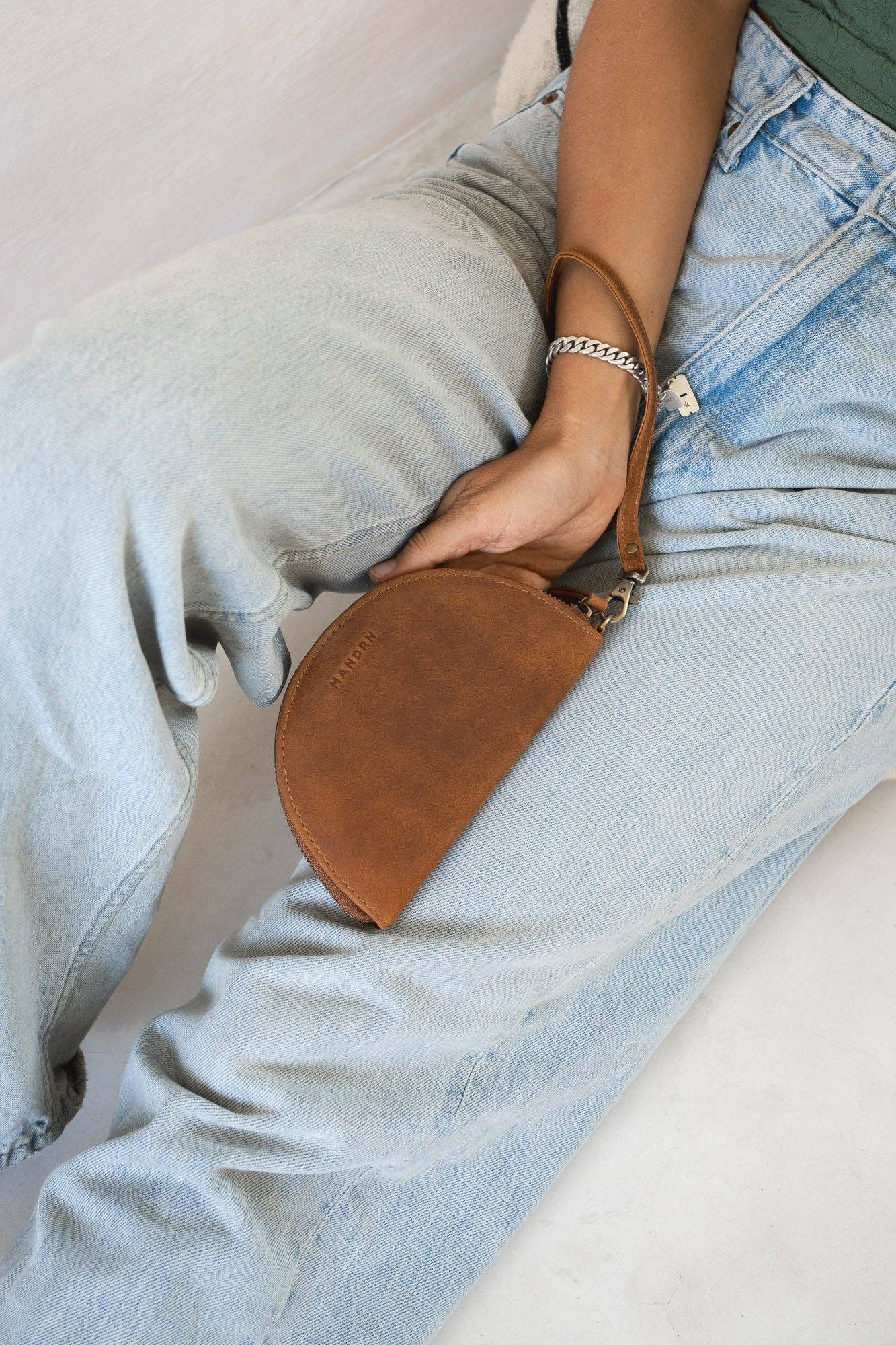 MANDRN - Wholesale Wallet - Women's - Wedge Wallet - Saddle Light4