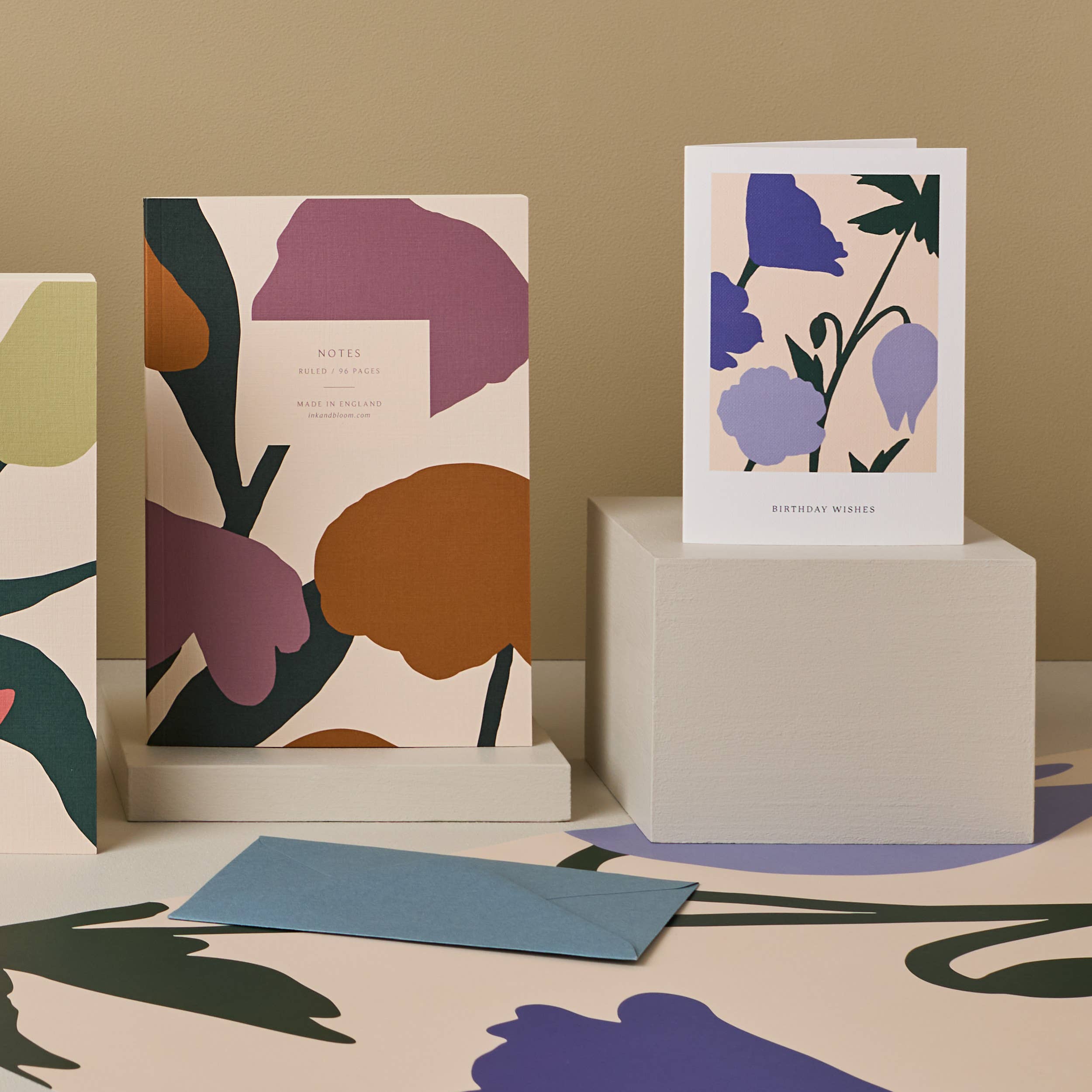 Ink & Bloom – wholesale Notebook – Ruled Notebook in Floral Bloom Pattern4