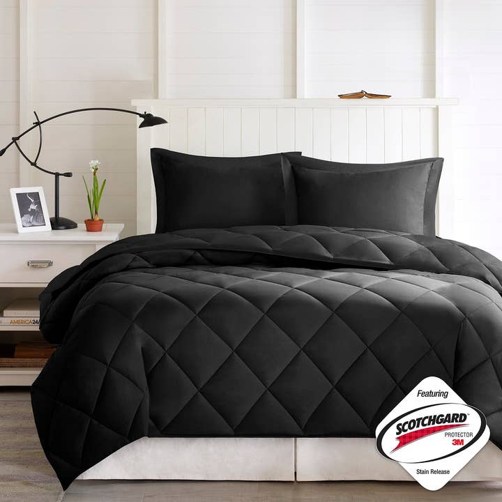 Olliix - Wholesale Bedding Set - 3M Scotchgard 3-Piece Reversible Comforter Set, Black1