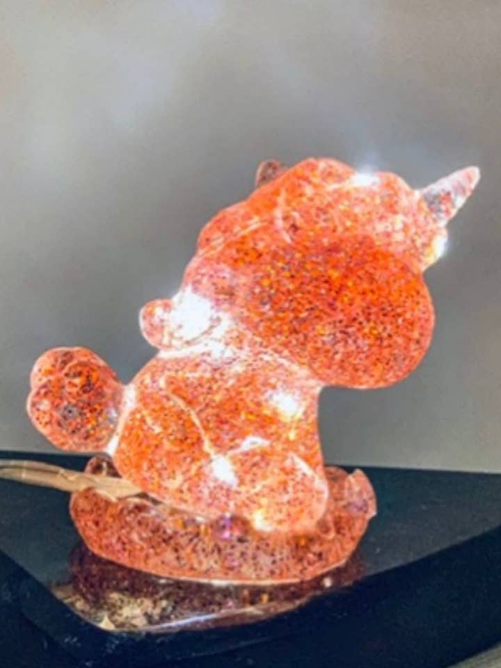 Unicorn night light for wholesale by Vivian Treasury