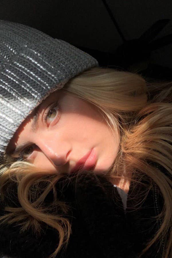 Olive & Pique - Venta al por mayor Gorro de lana - Mujer - Gorro acanalado con tejido metálico de foil2