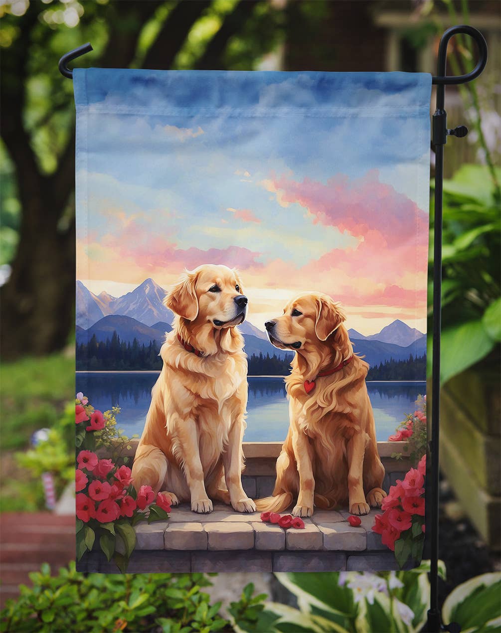 Caroline's Treasures - Wholesale Flag - Golden Retriever Two Hearts Garden Flag DAC46471