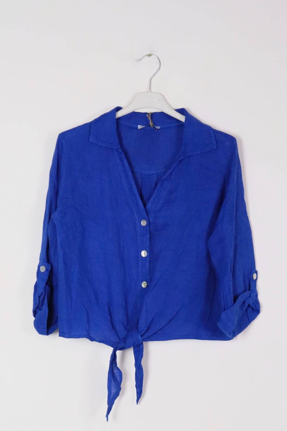 LÉA & LUC - Venta al por mayor Camisa con botones - Mujer - Camisas anudadas a la cintura en 100% lino REF. 220265