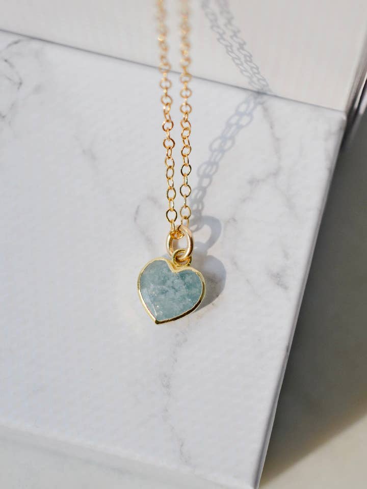 Blassblaues Aquamarin-Herzanhänger für den Großhandel von GEMNIA