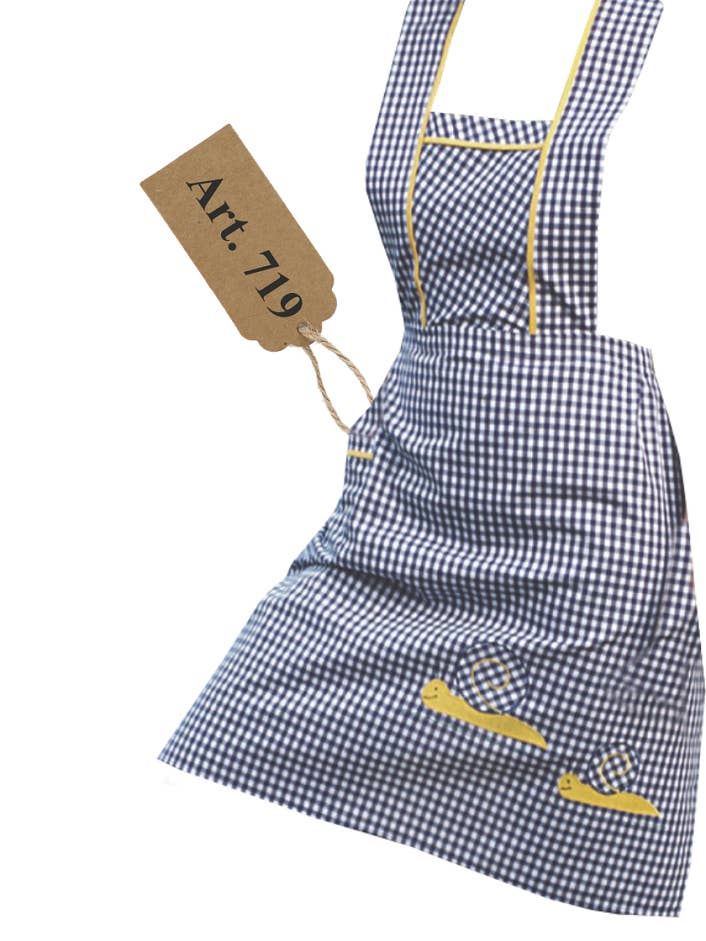 Embroidered snail apron 719 for wholesale by Confecciones J. Garcia