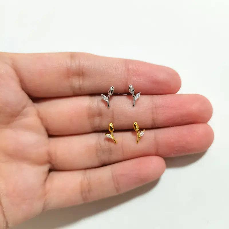 Huis Van Merken - Wholesale Dangle Earrings - Sterling Silver Tulip Dangle Earrings - Jewelry Gift3