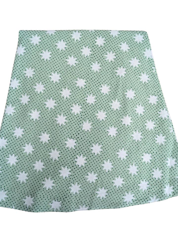 Mistletoe Round Tablecloth for wholesale by LNH EDIT