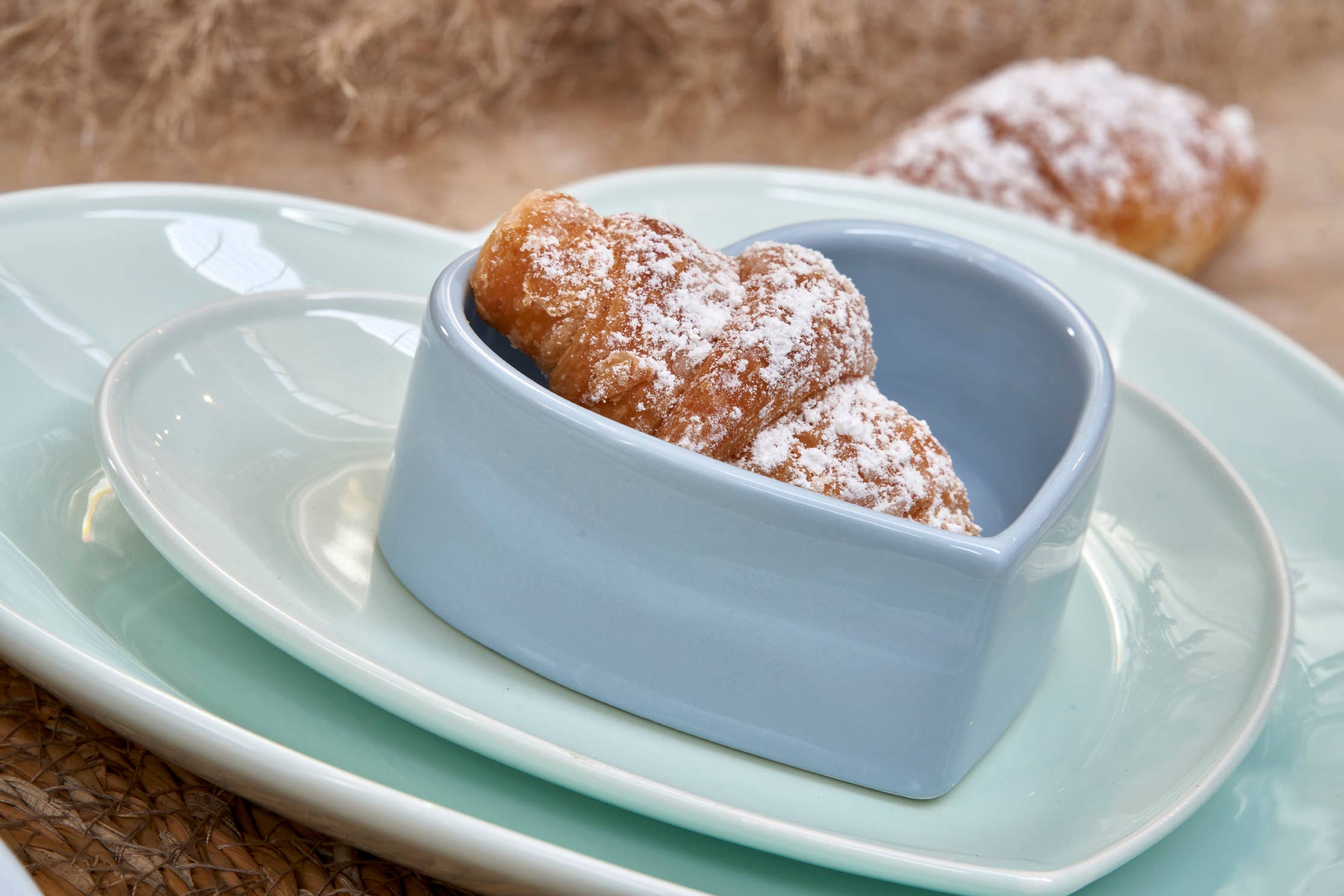 Luxe Lodge - Vente Assiettes/plats/bols de décoration - Bol en céramique en forme de coeur5