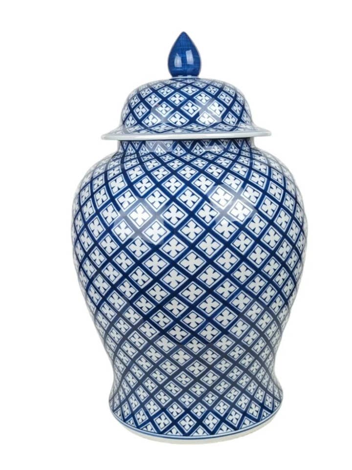 BatikBlue White Ginger Jar in Spiral Pattern.
for wholesale by The Batik House