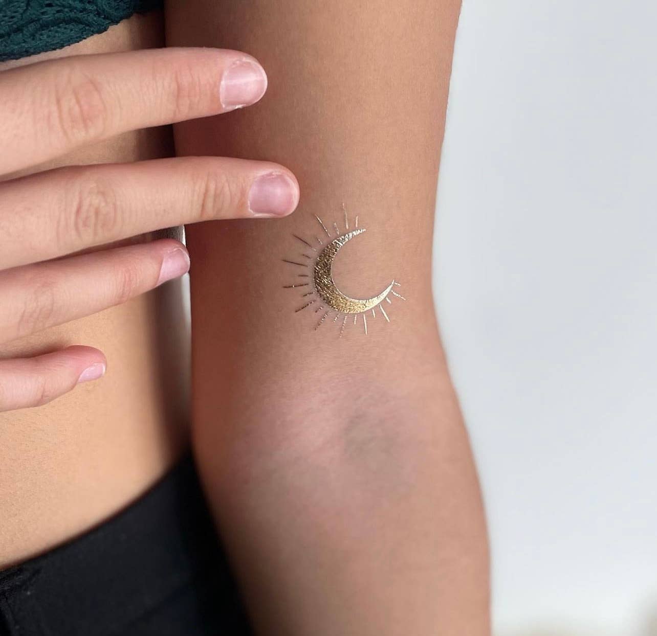 Sioou - Wholesale Temporary Tattoo - Golden Moon1