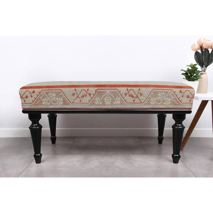 The Loom Wholesale - Vente Bancs - Banc traditionnel avec tapis turc et pieds en bois massif7