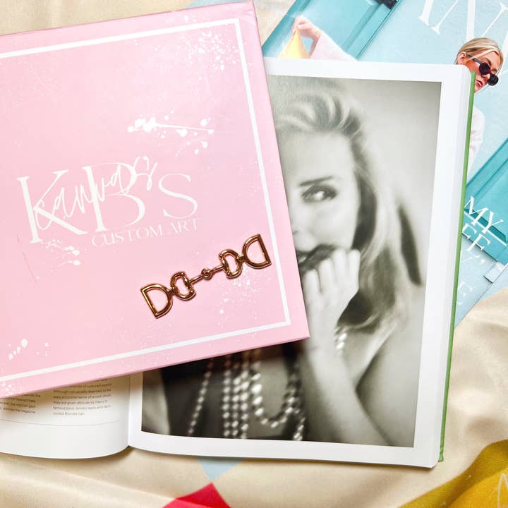 KB’s Canvas - Wholesale Belt - Women's - Horse Bit Buckle Chain1