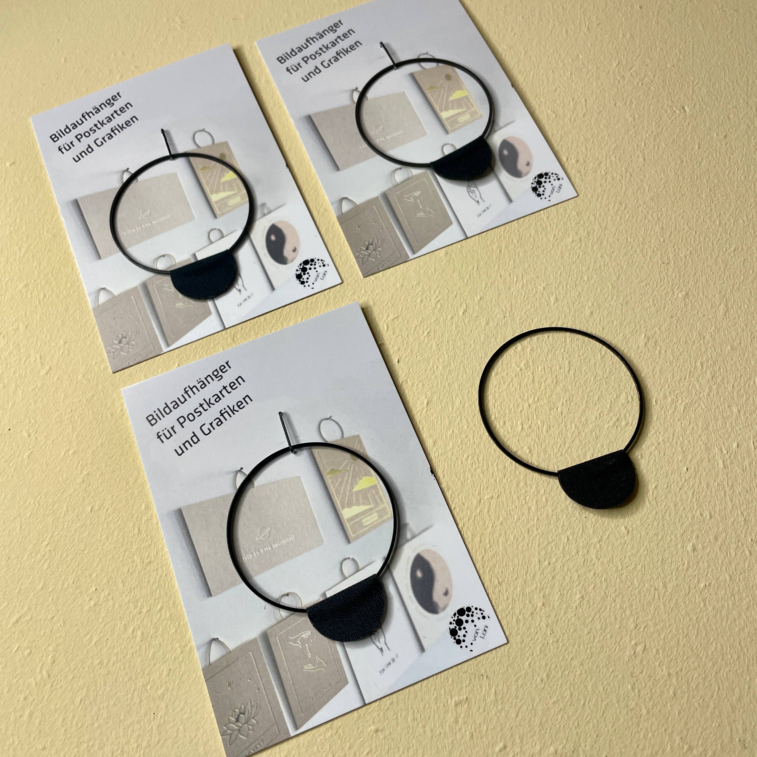 von Lani = Jewellry + Suncatchers - Wholesale Picture Frame - Large circular picture hanger 4.5cm, Gold, Black, Rose, Silver5