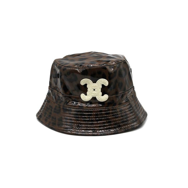 Vimoda - Wholesale Bucket Hat - Women's - Reversible patent Leopard bucket hat with CC logo0
