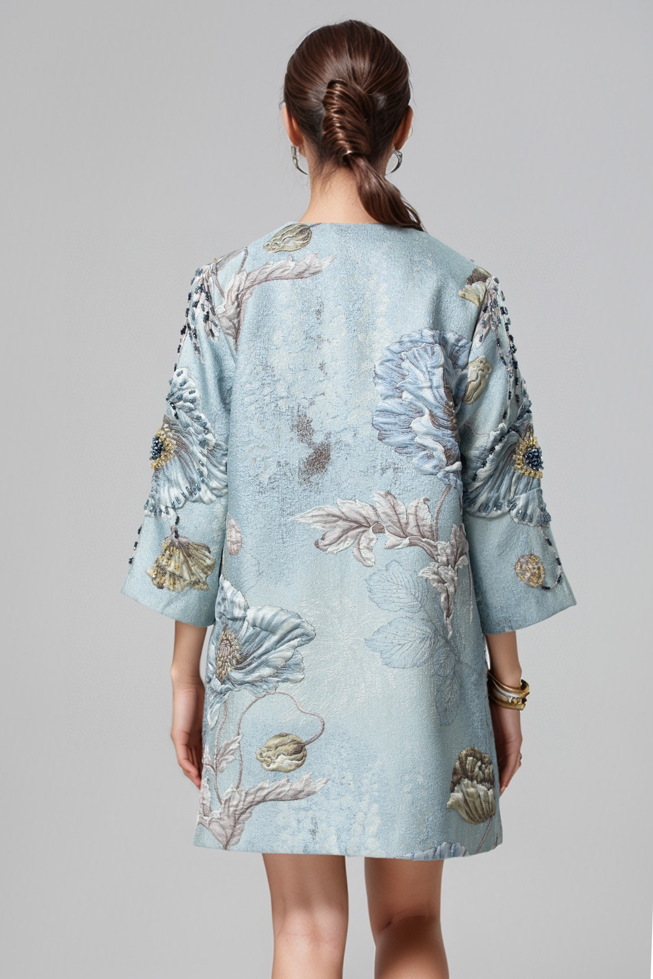 Productseeker - Vente Robe – femme - Coupe-vent fleuri à perles CT102Y avec charme à col rond2