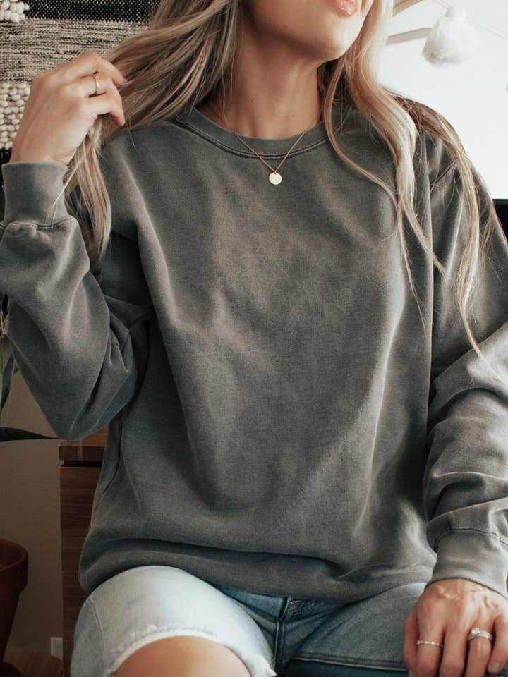 Chandail à col rond unisexe Comfort Colors 1566 teint en tissu pour la vente par Forever11