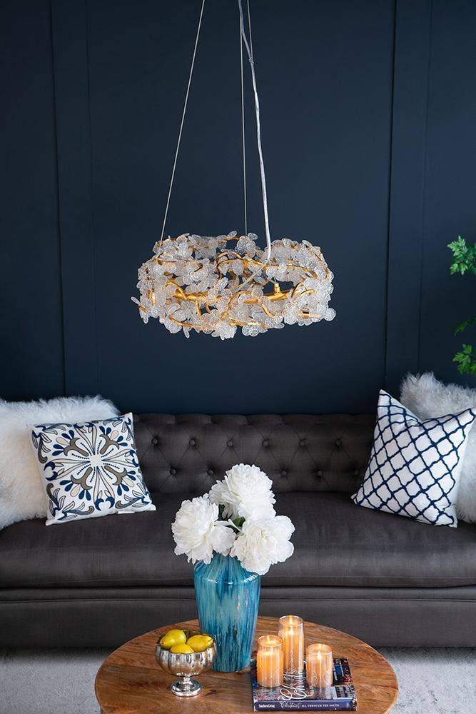 A&B Home Group Inc. – wholesale Ljuskrona/hängande ljus – 23,5x23,5x19,5" Guld/Klar Ljuskrona Lager på Lager Korallrev6