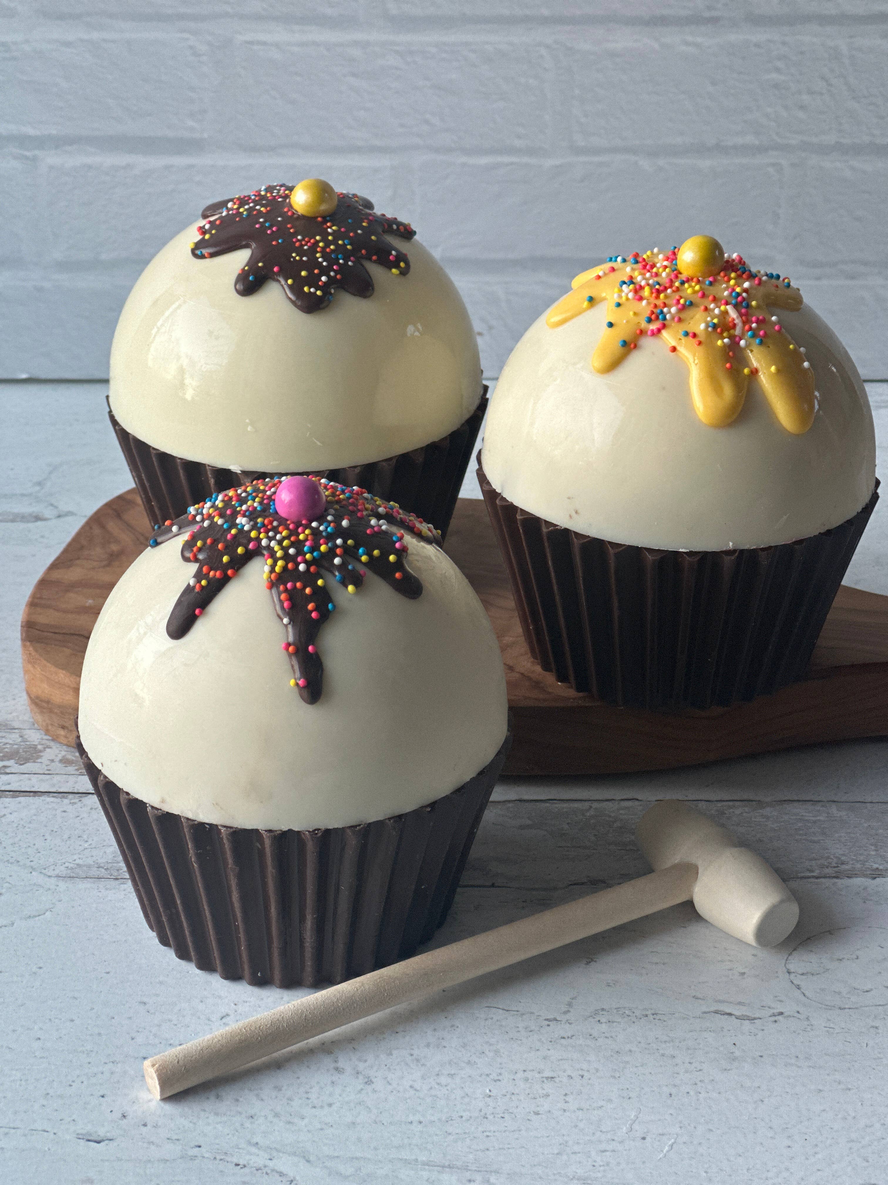 Chocolates Unlimited by Denise - Wholesale Chocolate Covered Sweets - Breakable Smash Cupcake1