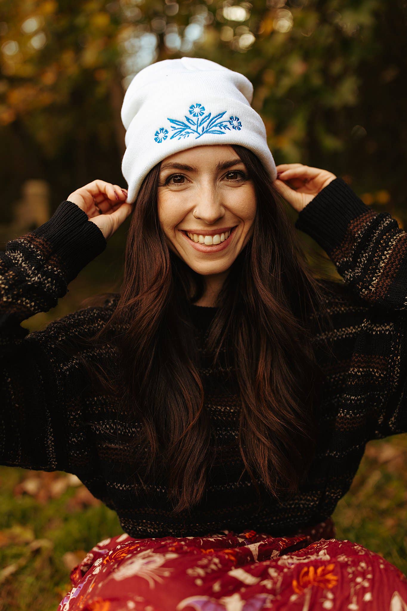 Chicka & Co - Wholesale Beanie - Women's - Retro Floral Beanie White1