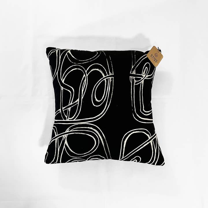 Ginger & Lime Print Shop LLC - Wholesale Throw/Decorative Pillow - Black Tangle Envelope Pillow Cover with Insert