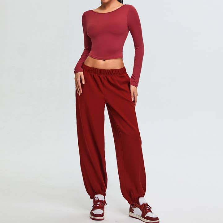 Damen-Set: U-Rücken Langarmshirt und Jogginghose mit Bündchen für den Großhandel von Sodalemon