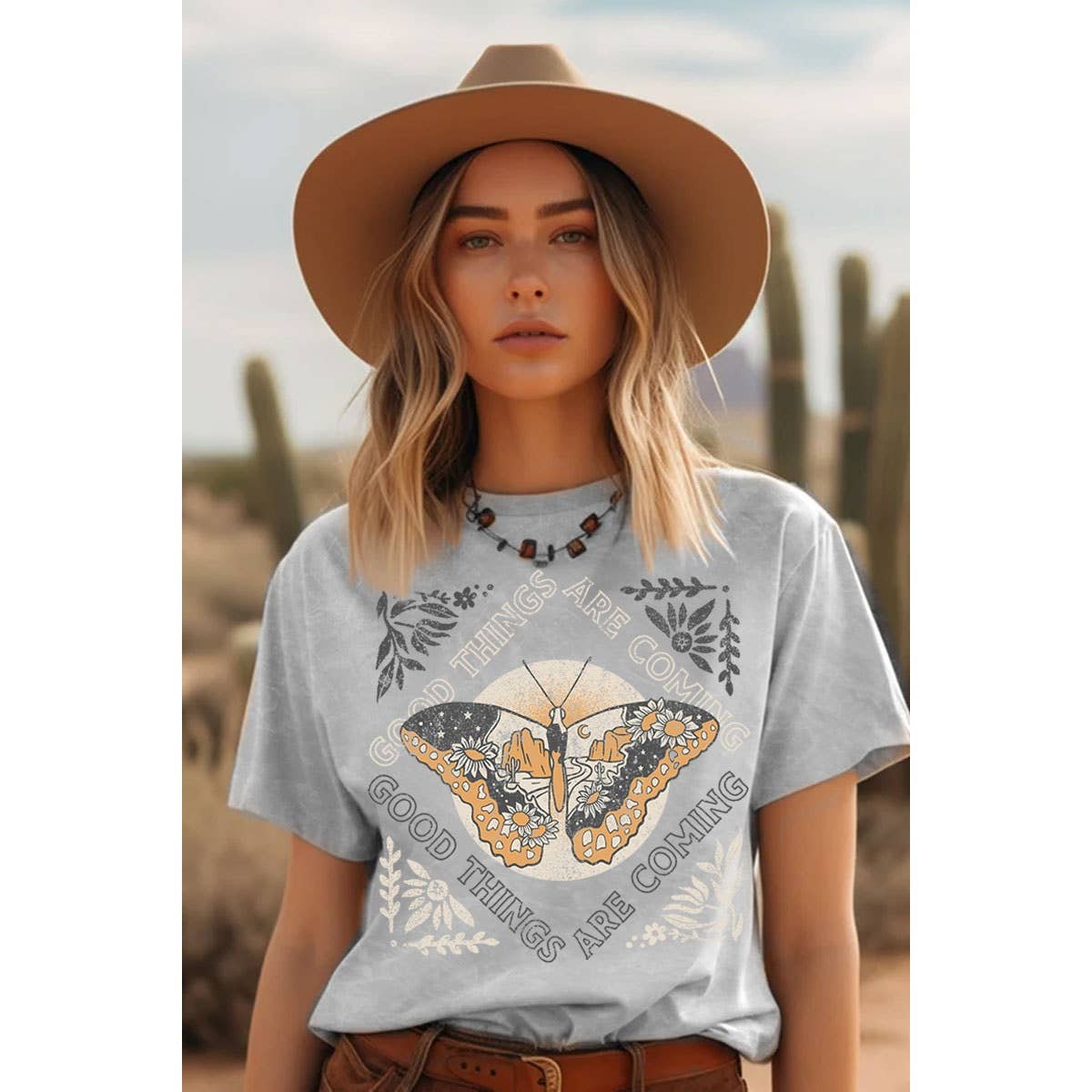 HRTandLUV – Engroshandel Grafisk t-shirt - Dame – GODE TING KOMMER MINERAL GRAPHIC TOP2