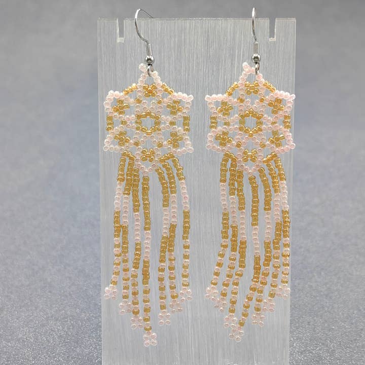 Mio Queena - Wholesale Tassel Earrings - Boho Colored Flower Pattern Seed Beads Fringe Earrings-BJ/S