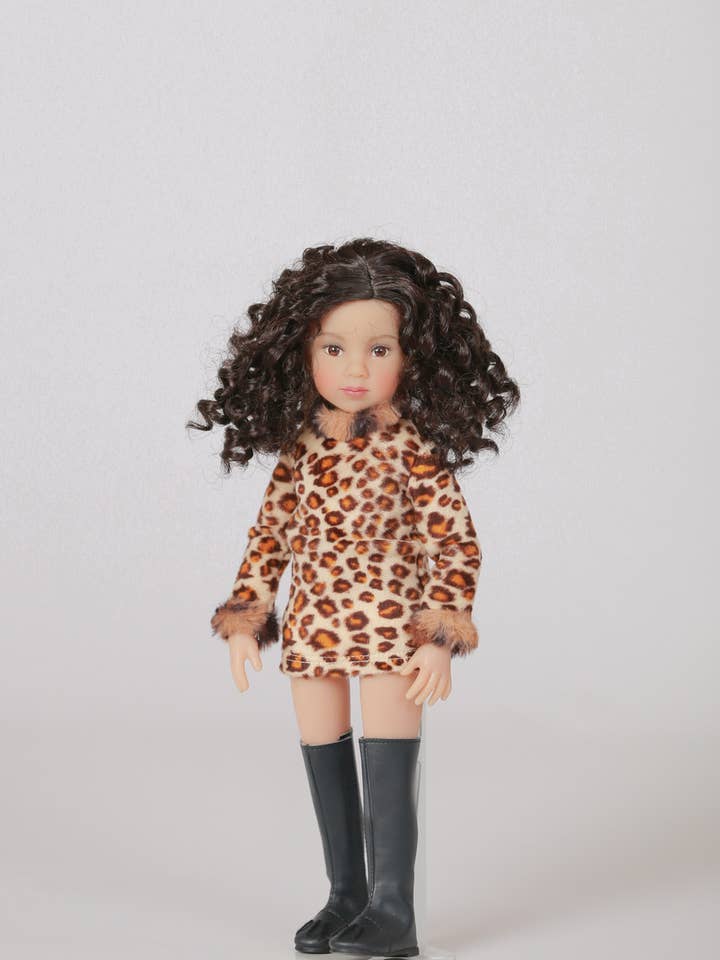 Pepper Limited Edition Doll for wholesale by Maru And Friends,Llc