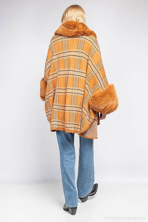 LOOWIE - Wholesale Poncho - Women's - 51023 Loowie Plaid Faux Fur Poncho4