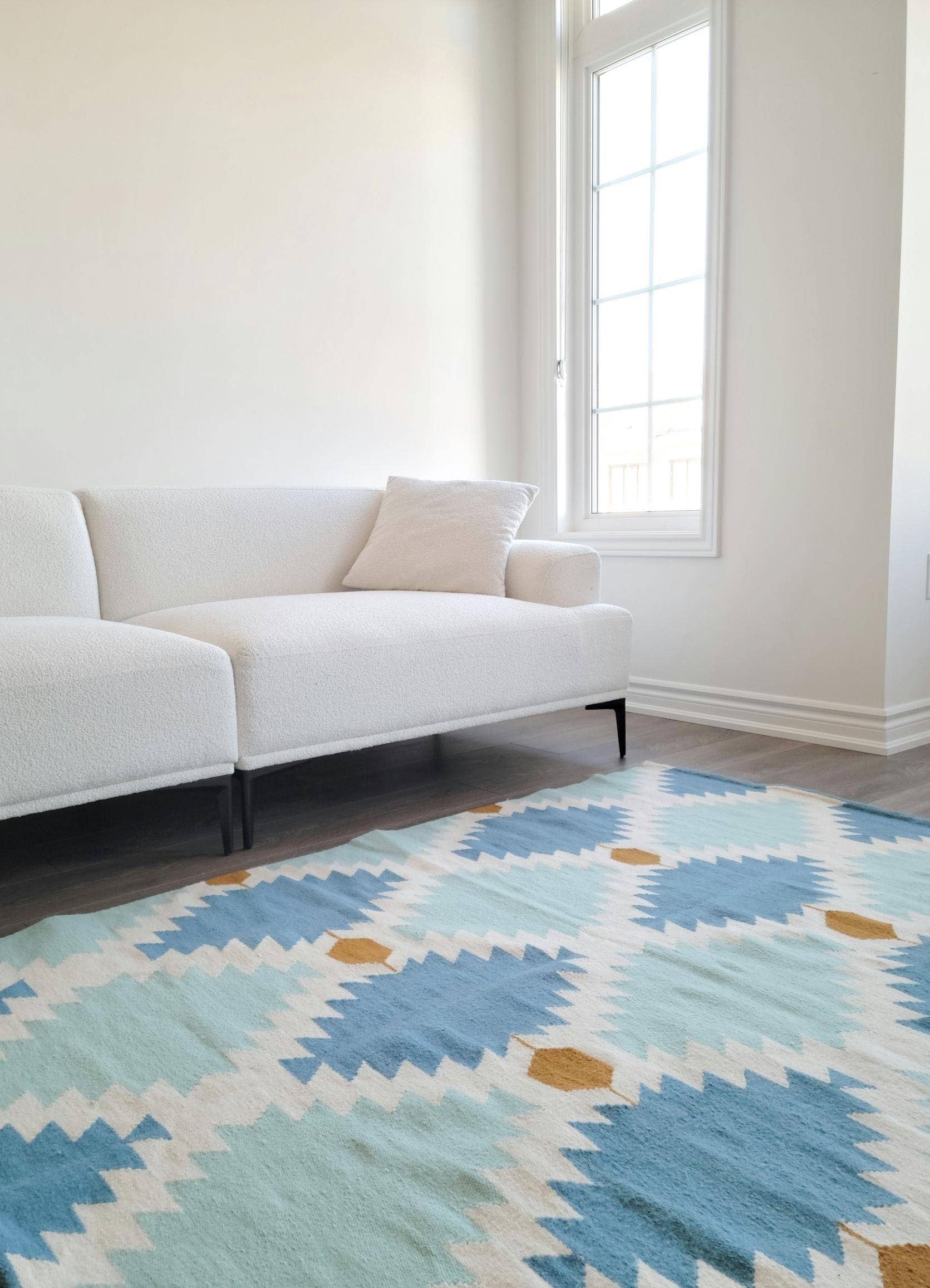 Mumo Toronto Inc - Wholesale Area rug - Blue Diamond Handwoven Wool Rug – Coastal Boho Kilim1