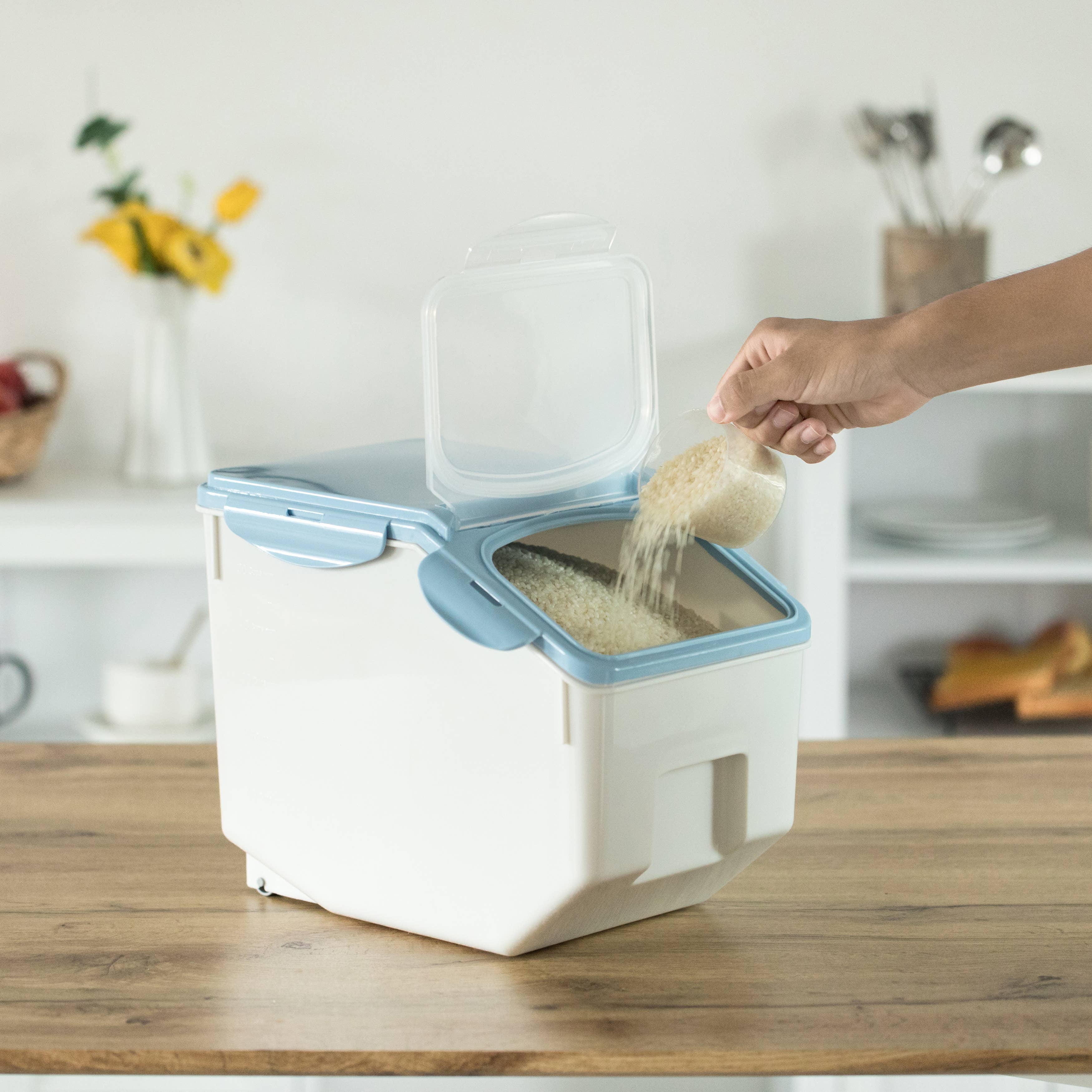 Quickway Imports - Wholesale Food Storage Container - Set of 2 White Plastic Storage Food Holder Containers2