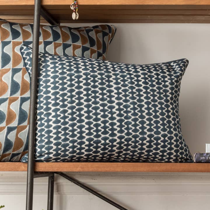 Funda de Cojín Decorativo Agnes Lumbar, Azul para venta al por mayor de MAISON POIRE