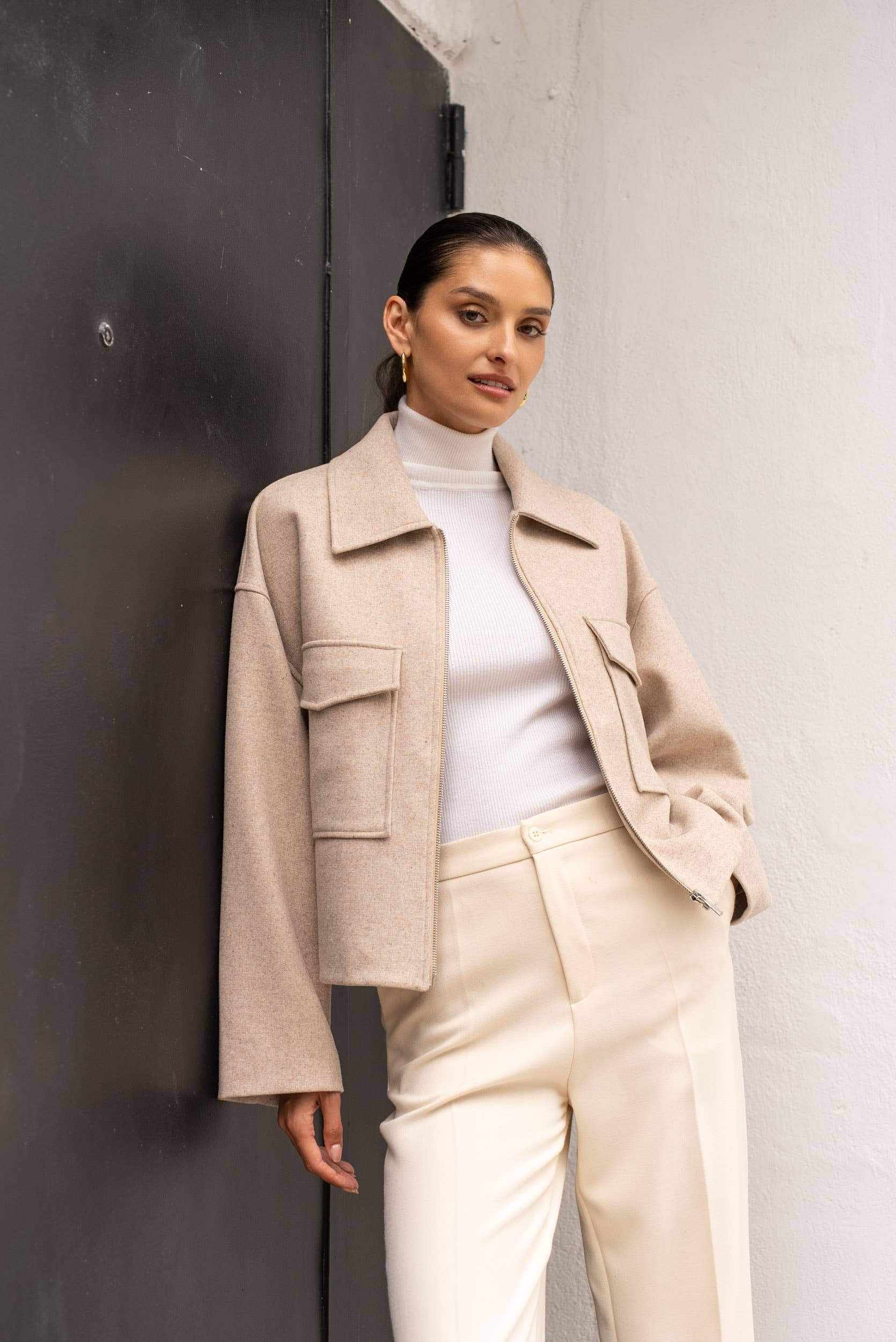 Attentif Paris - Wholesale Jacket - Women's - Structured short jacket in blended wool with patch pockets23