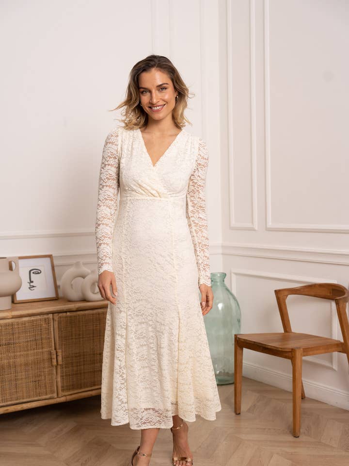 Vestido largo cruzado de encaje - 81009 para venta al por mayor de CHOKLATE PARIS (US No duties)