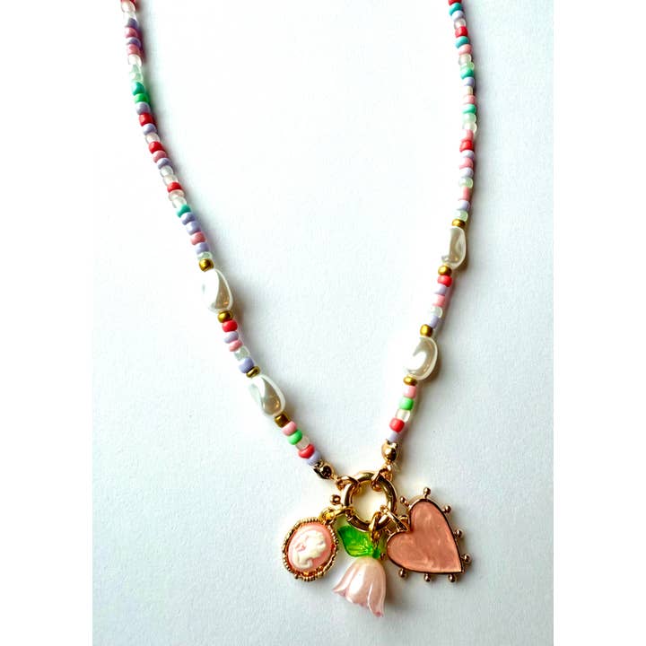 Gunner & Lux - Wholesale Kids Necklace - Kids - Beaded Pearl Floral Heart Necklace2